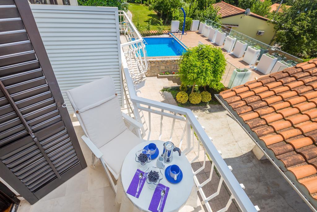 Ava Apartments Omišalj Zewnętrze zdjęcie